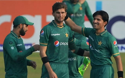 11888-Pakistani-batsman